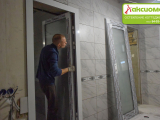 Изготовление и установка алюминиевых дверей с нанесением пескоструйного изображения на стеклопакеты для зоны СПА в частном доме.